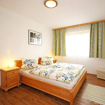 Christian By Interhome * Fügen