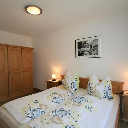 Apartamento Christian By Interhome Fügen