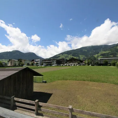 Christian By Interhome Fügen