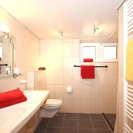 Christian By Interhome Fügen